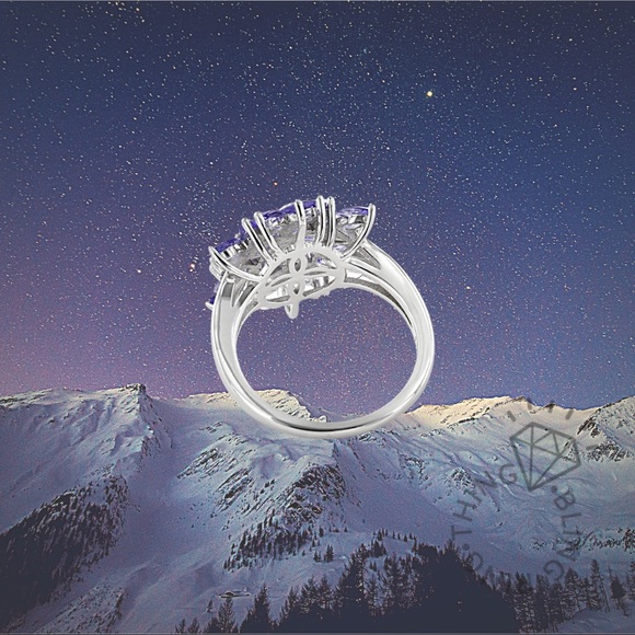 Natural Marquise Tanzanite Blue Diamond - Picture 2 of 3